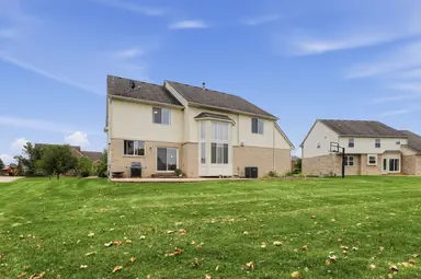 49182 Woodson Way, Canton, MI 48187 — photo 2