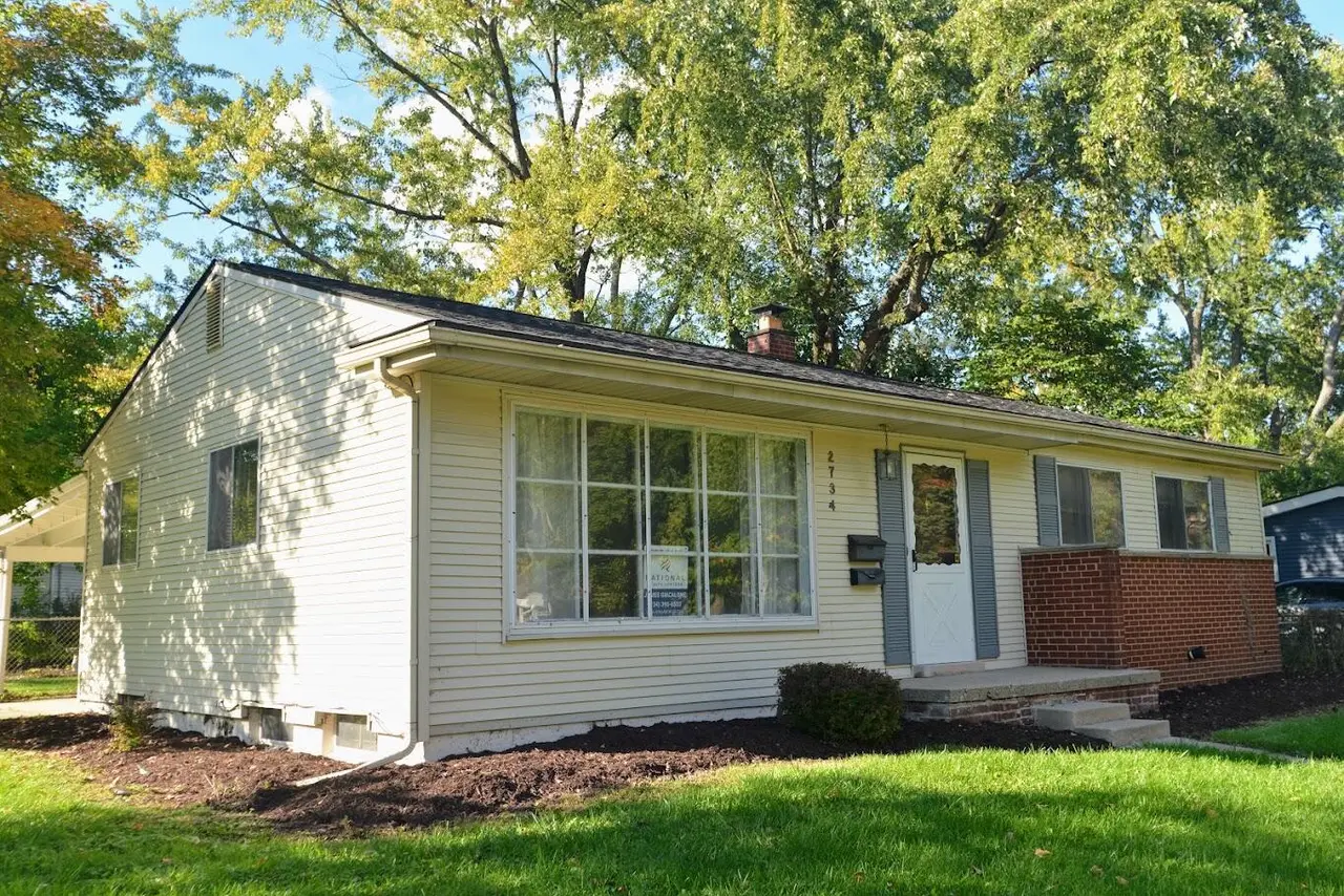 2734 Hampshire Road, Ann Arbor, MI 48104