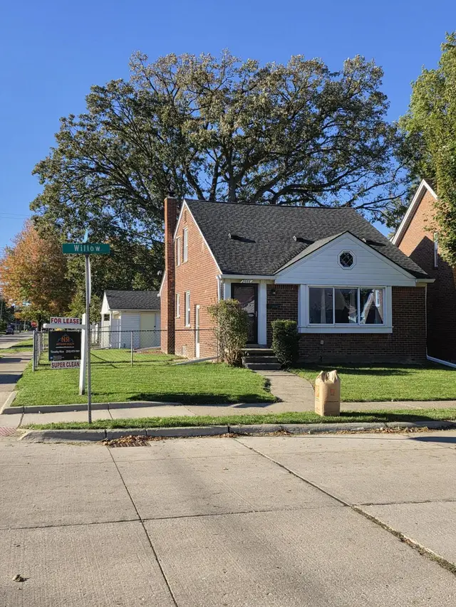 2666 Willow Street, Dearborn, MI 48124