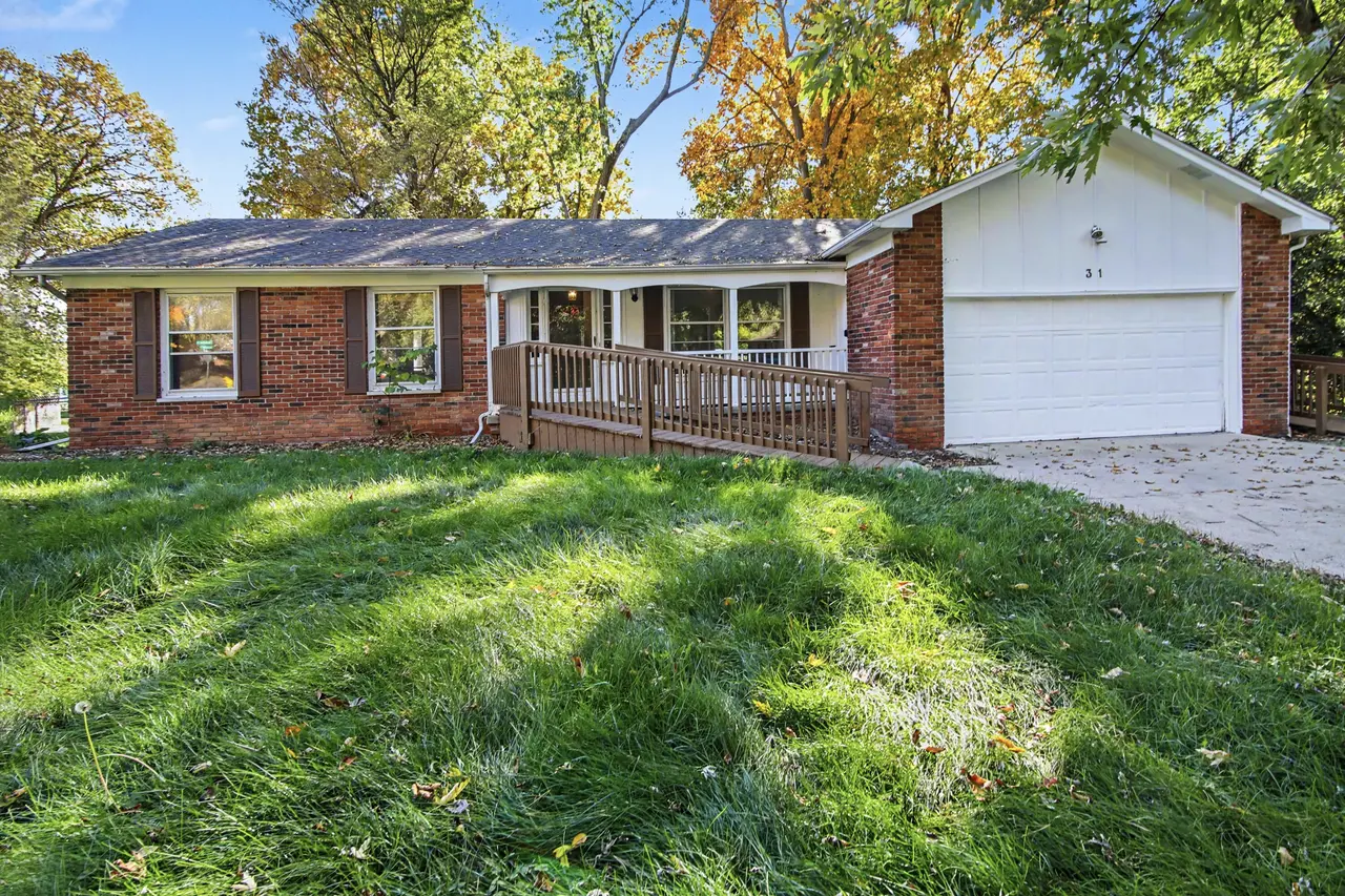 31 Greenside Avenue, Ypsilanti, MI 48197
