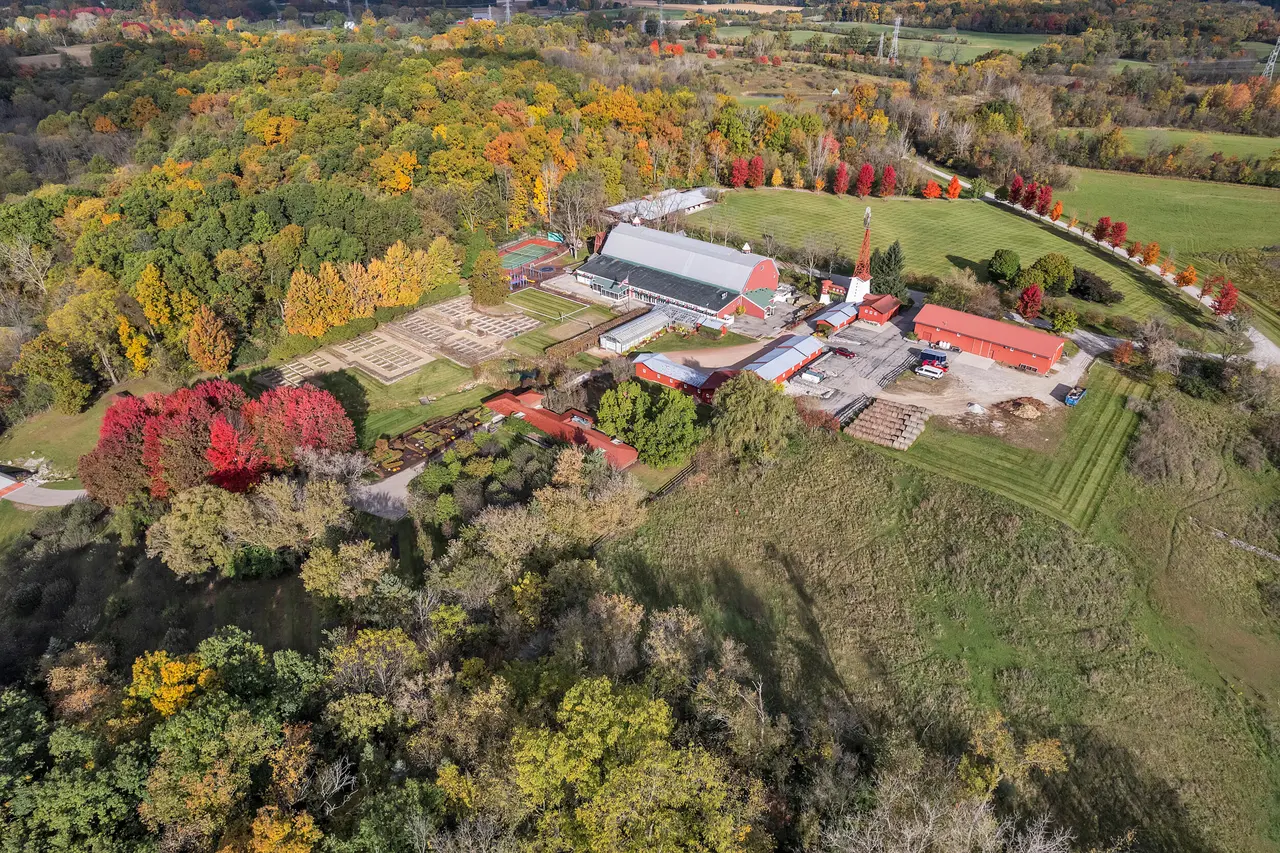 5200 Turtle Point Drive, Ann Arbor, MI 48105