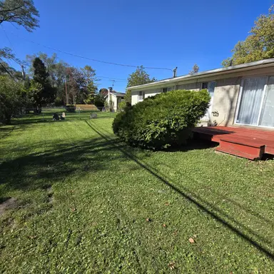 8976 Oxford Court, Ypsilanti, MI 48198 — photo 2