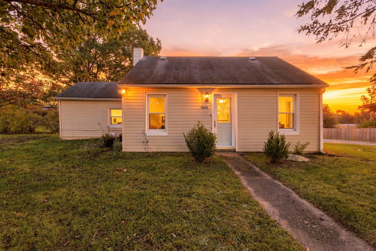 5061 Walsh Drive, Brighton, MI 48114