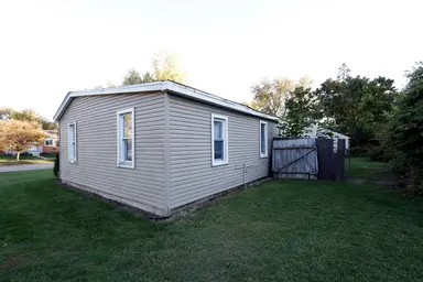27705 Clarita Street, Livonia, MI 48152 — photo 2
