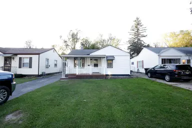 18517 Deering Street, Livonia, MI 48152 — photo 4