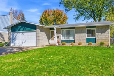 8949 Bristol Court, Ypsilanti, MI 48198 — photo 2