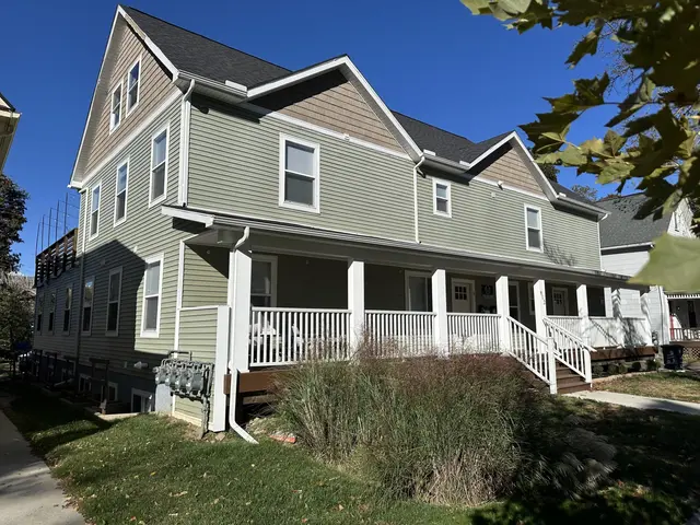 912 Mary Street, Ann Arbor, MI 48104