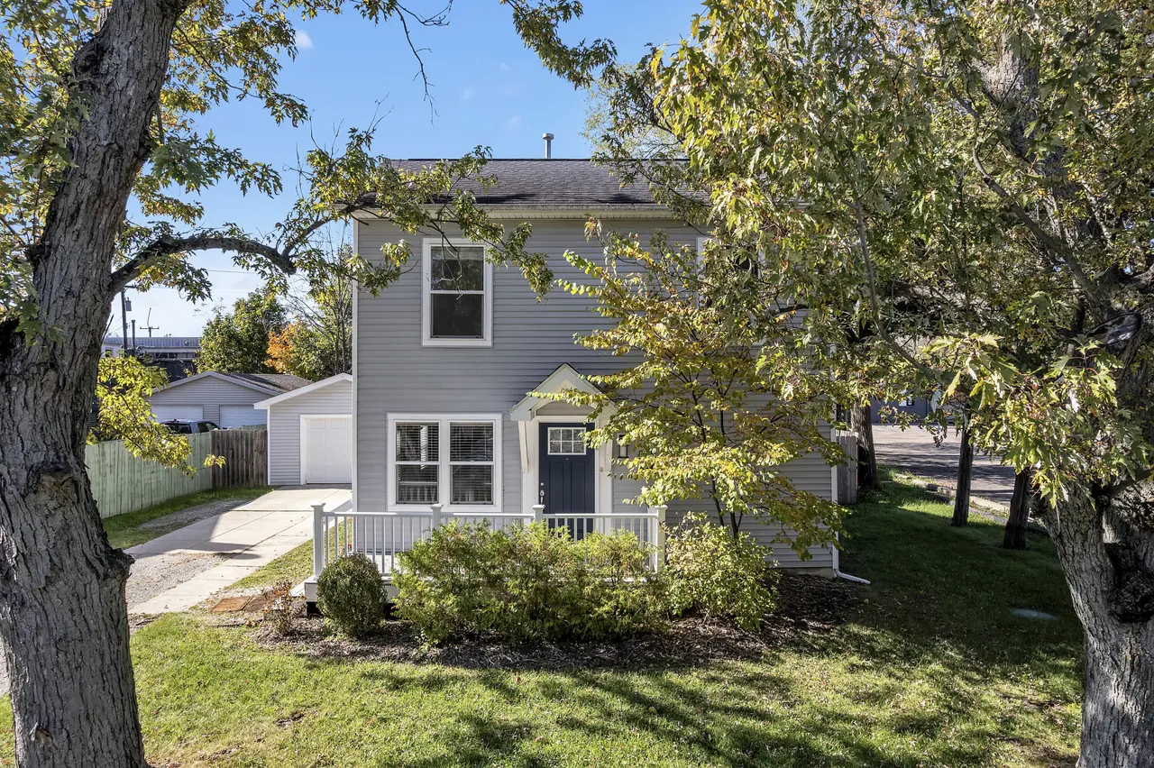 407 N Harris Street, Saline, MI 48176