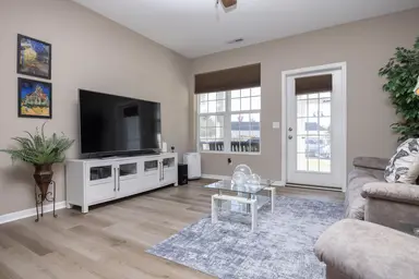 1036 W Summerfield Gln Circle, Ann Arbor, MI 48103 — photo 4