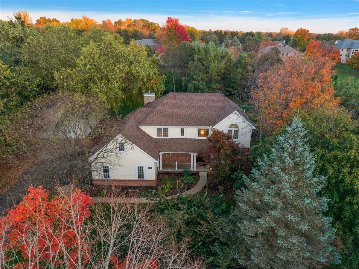 9481 Sherwood Drive, Saline, MI 48176