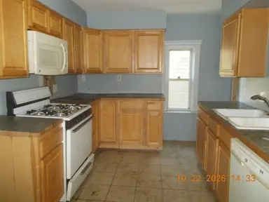 711 W Front Street, Monroe, MI 48161 — photo 2