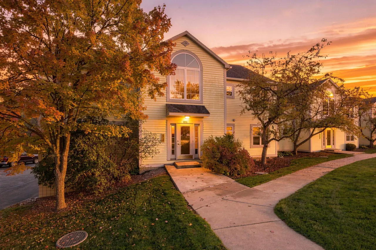 2211 S Huron Parkway 4, Ann Arbor, MI 48104