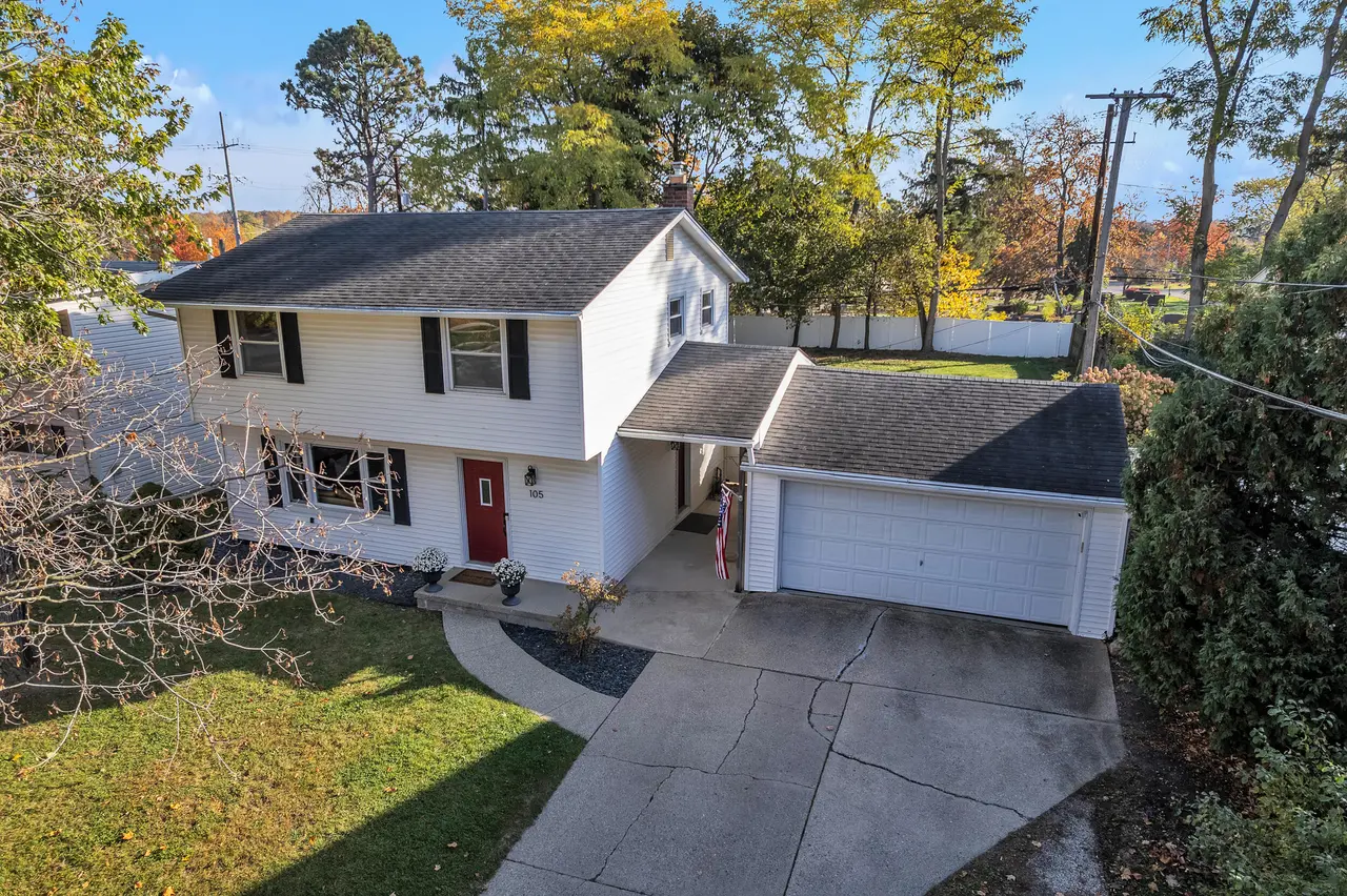 105 Highlake Avenue, Ann Arbor, MI 48103