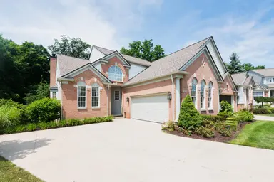16529 Cottonwood Court, Northville, MI 48168 — photo 2