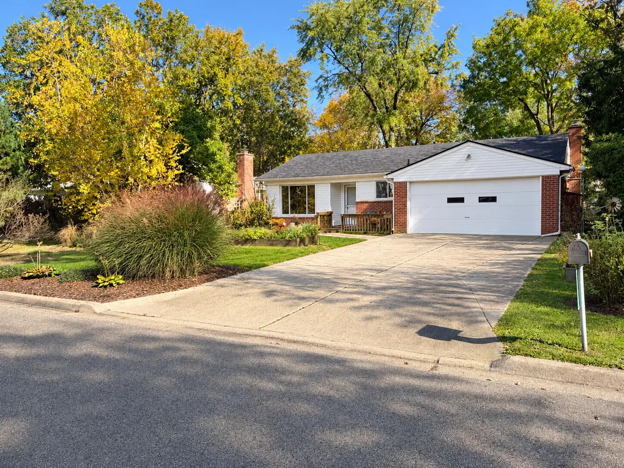 2793 Hawks Road, Ann Arbor, MI 48108