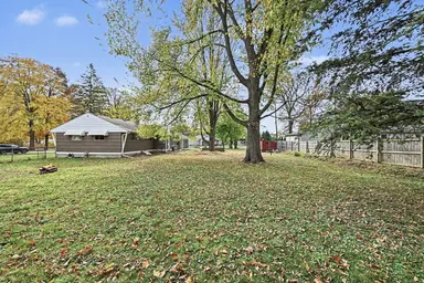 18913 Myron Street, Livonia, MI 48152 — photo 4