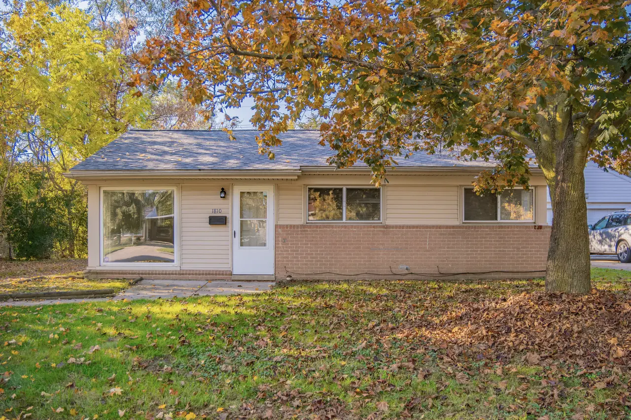 1810 Carol Ann Avenue, Ypsilanti, MI 48198