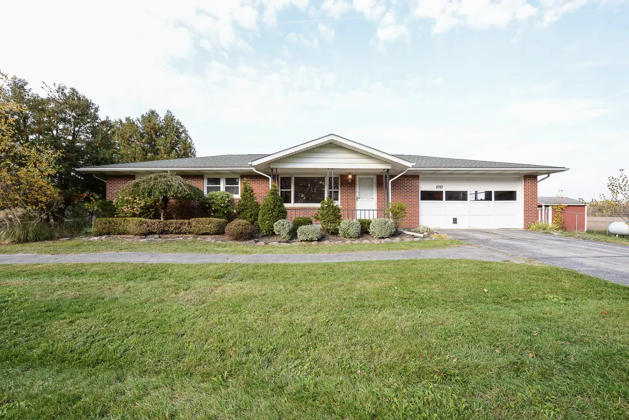 8787 Geddes Road, Ypsilanti, MI 48198