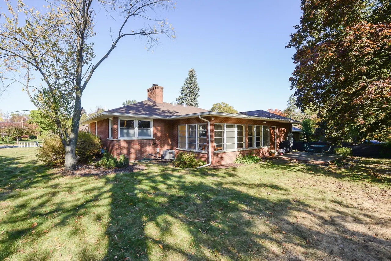1115 Clague Avenue, Ann Arbor, MI 48103