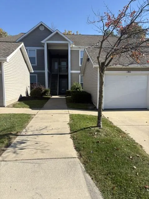 1378 Fox Pointe Circle, Ann Arbor, MI 48108